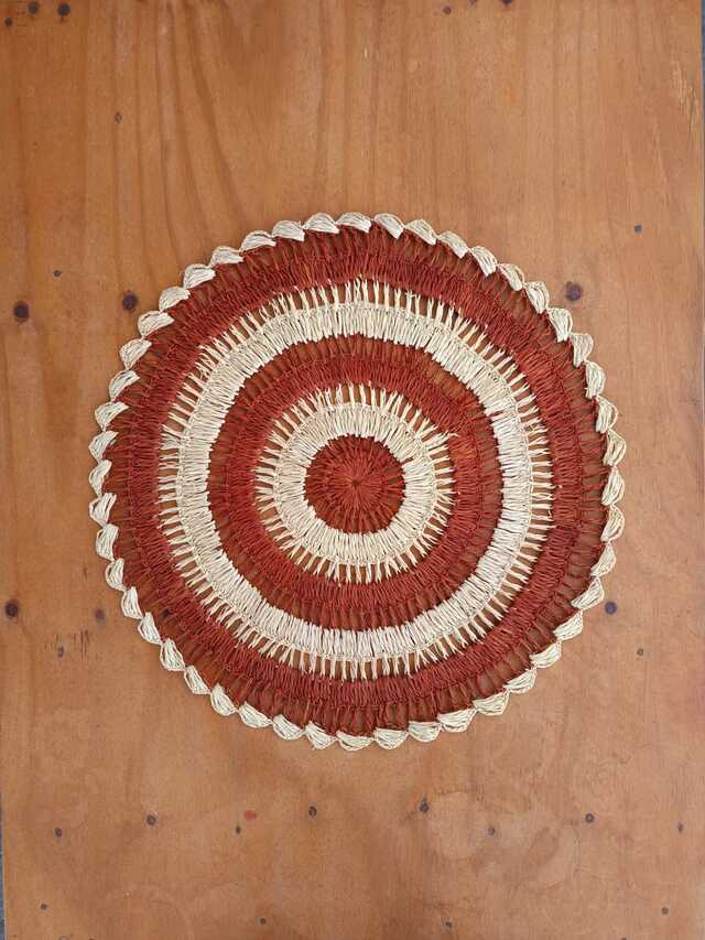 Sousplar Urucum/Natural de crochê com fibra de buriti  (PAR)